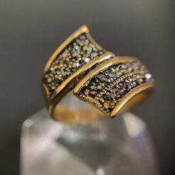 Alternative view of انگشتر طلاروس زنانه (کد 2321)